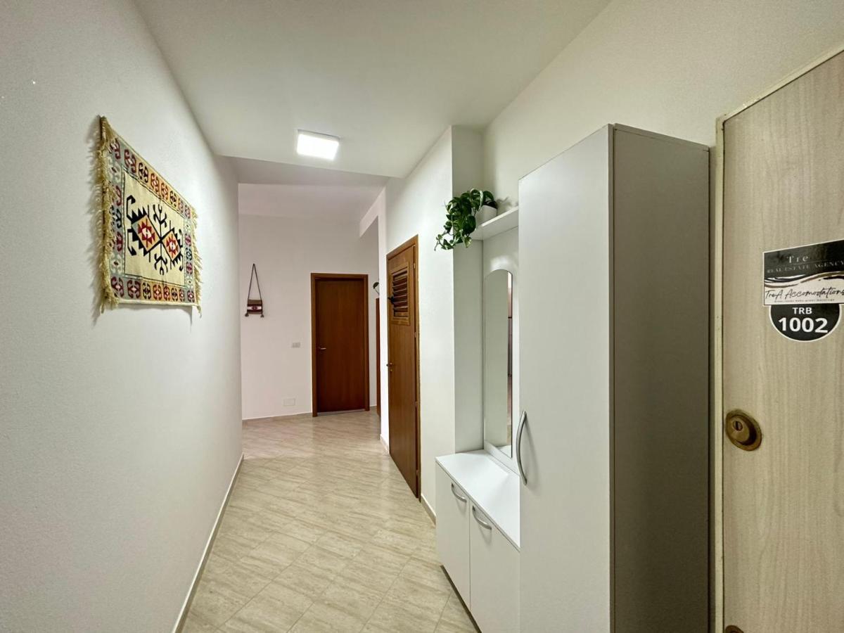 Trea Accomodations - Port Side Vlore Exterior photo